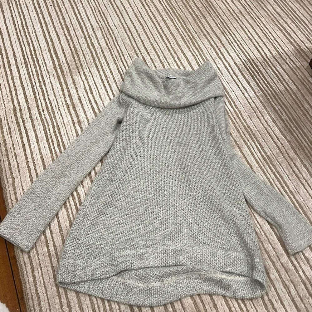 Splendid Sweater | size small